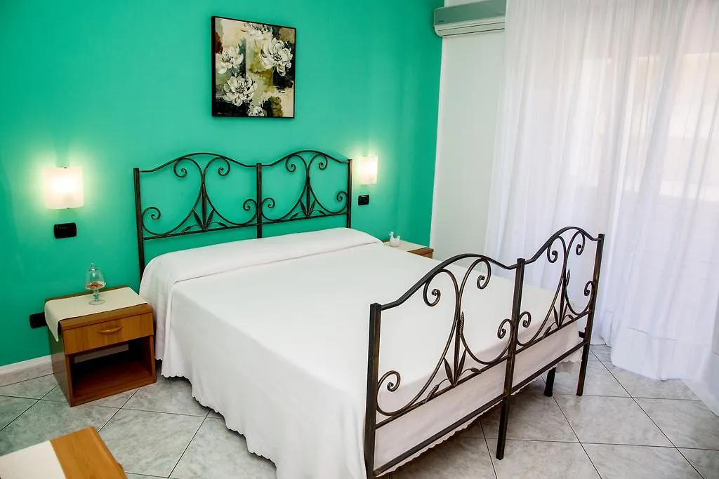 Solelunamare Guest House Italy